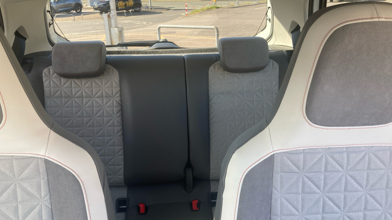 Volkswagen Up 1.0 65PS Beats 5dr Petrol Hatchback